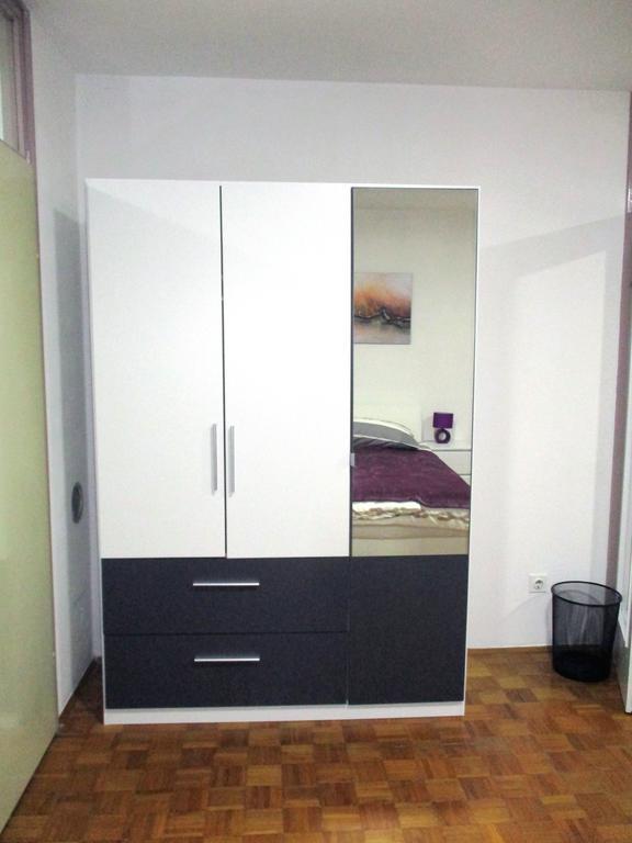 Door 44 Apartment Zagreb Bagian luar foto